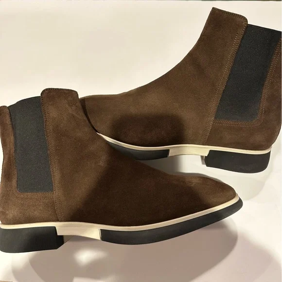 Paul Stuart Suede Manfield Beatle boot in Chocolate brown